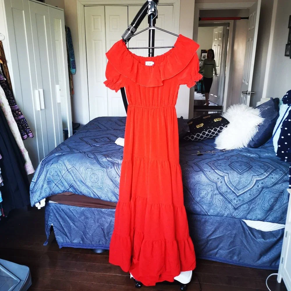 Off Shoulder Maxi - Picture 8 of 8